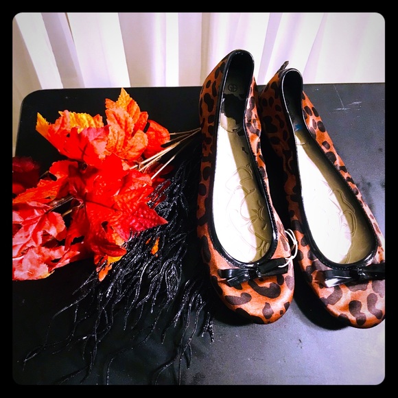 🍁 Stylish Giani Bernini Animal Print Ballet Flats - Picture 1 of 3